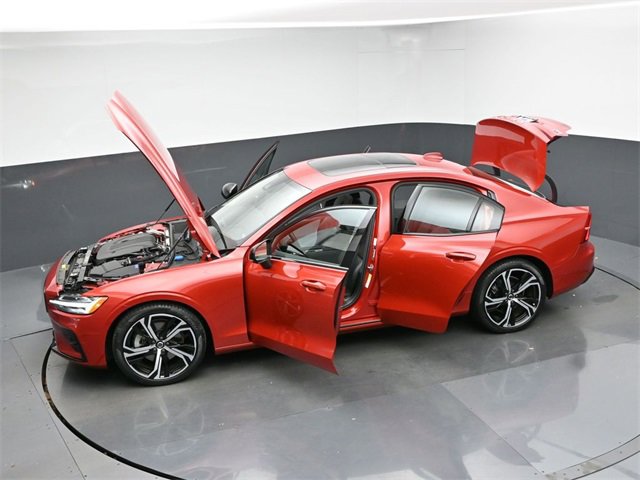 Used 2023 Volvo S60 B5 Plus image 50