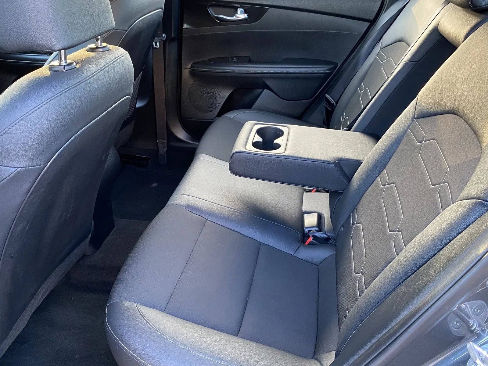 Used 2024 Kia Forte GT-Line image 9