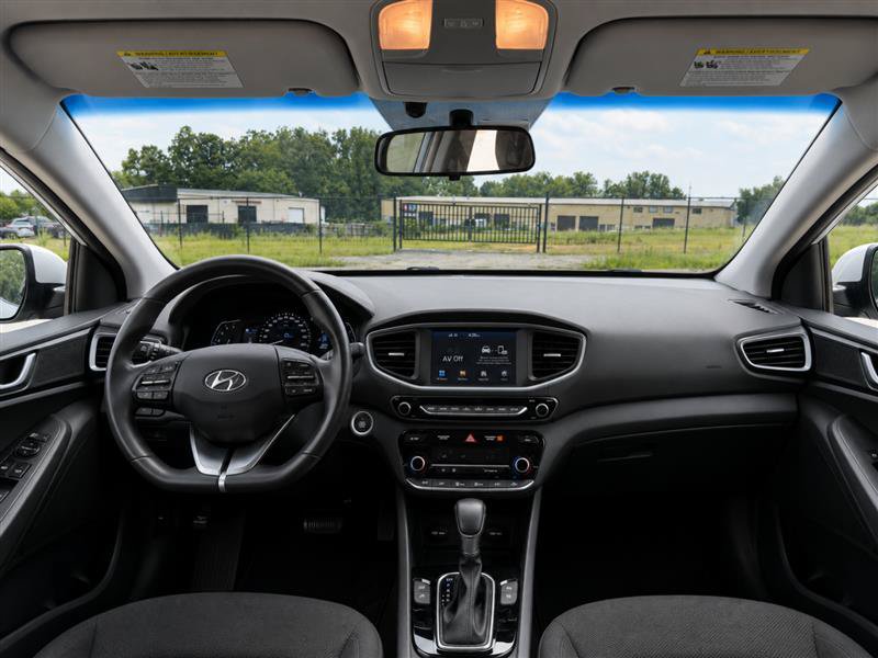 Used 2018 Hyundai Ioniq SEL FWD image 15