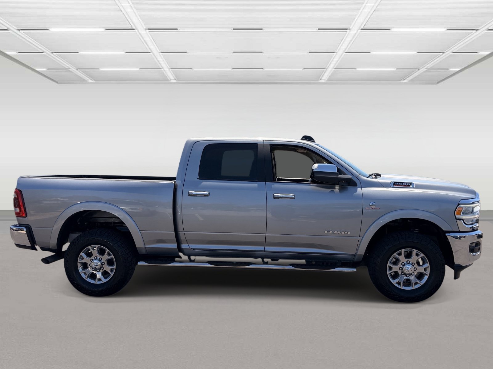 Used 2022 RAM 2500 Laramie AWD/4WD image 6