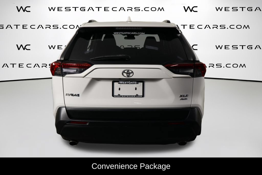 Used 2019 Toyota RAV4 XLE w/ Convenience Package AWD/4WD image 4