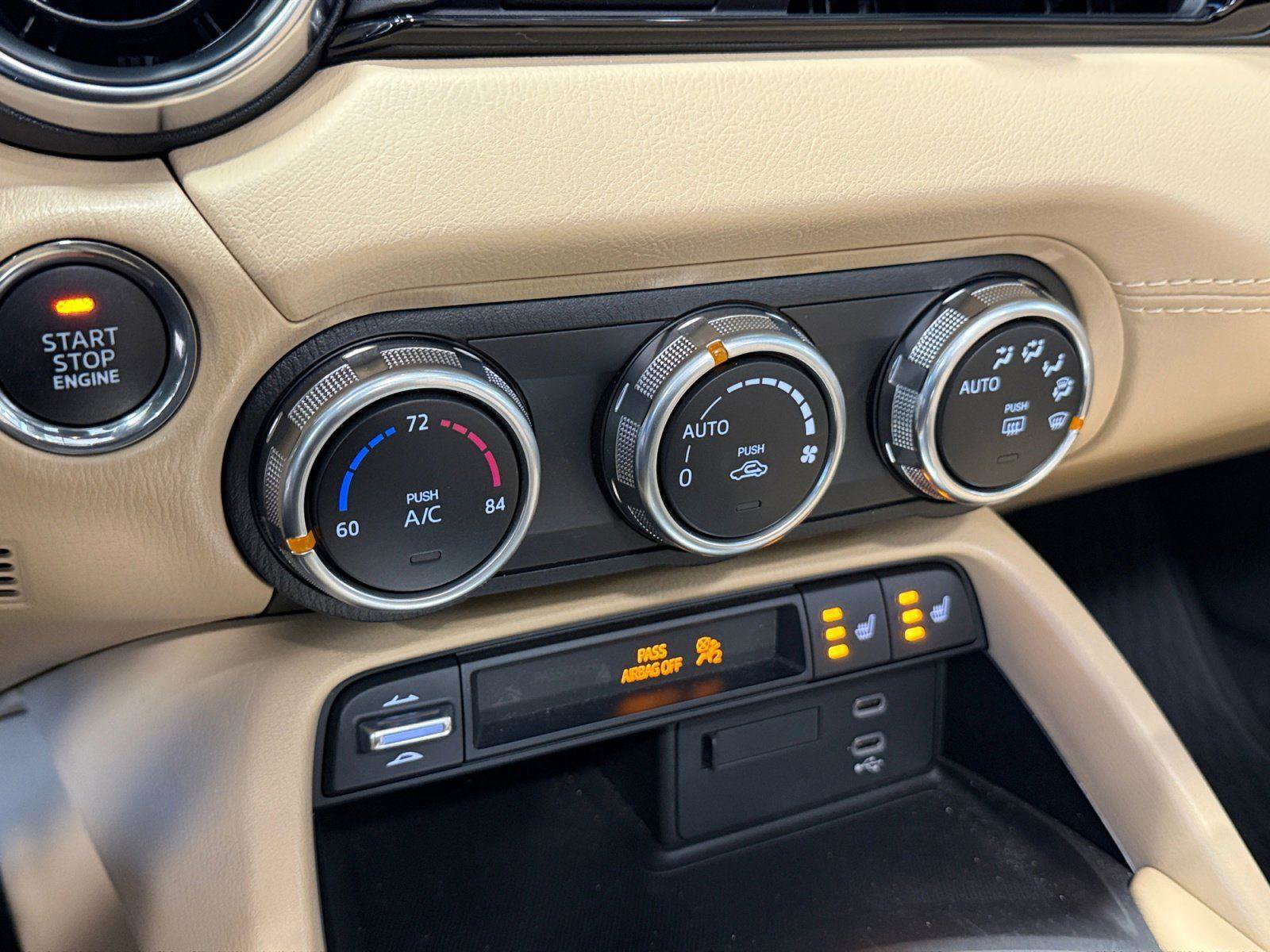 Used 2024 MAZDA MX-5 Miata RF Grand Touring image 22