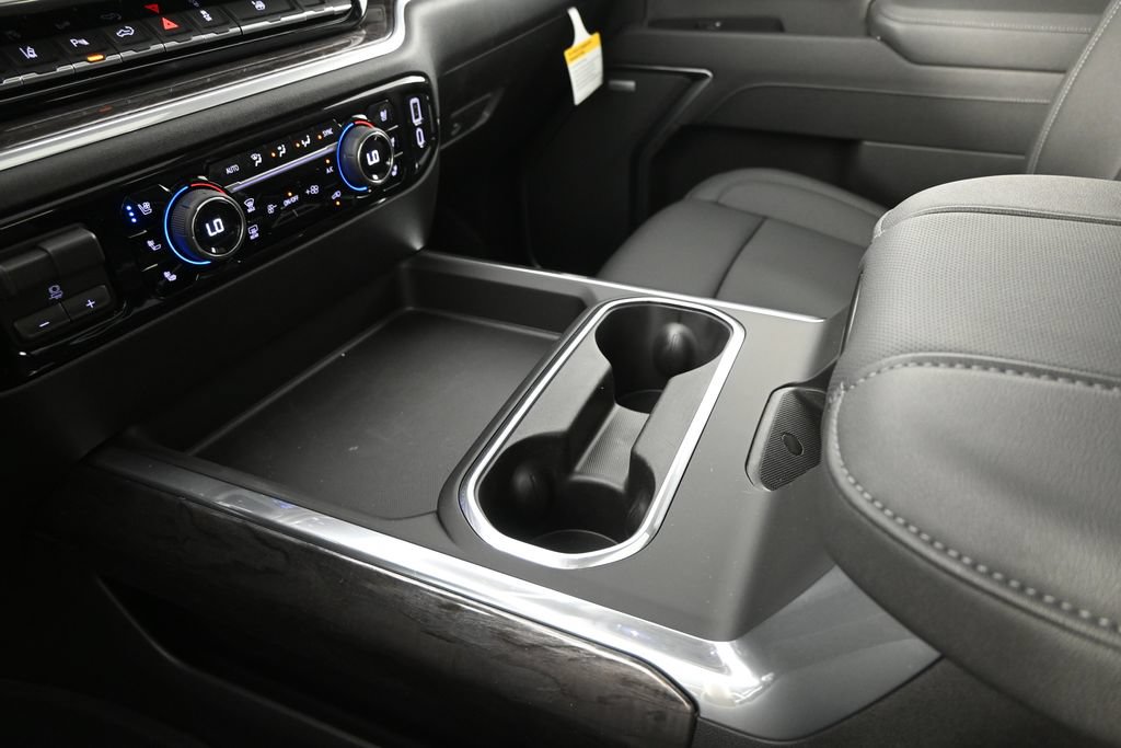 New 2026 Chevrolet Silverado 2500 LTZ w/ LTZ Convenience Package AWD/4WD image 31