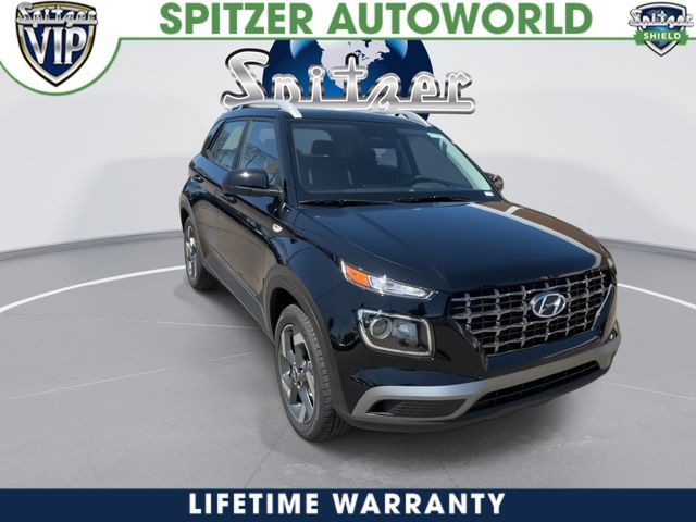 New 2026 Hyundai Venue SEL FWD image 2