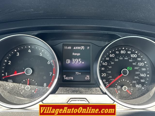 Used 2018 Volkswagen Tiguan SEL AWD/4WD image 27