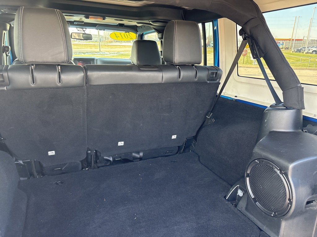 Used 2014 Jeep Wrangler Unlimited Sahara image 6