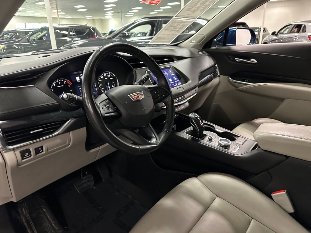 Used 2019 Cadillac XT4 Premium Luxury w/ Cold Weather Package FWD image 15