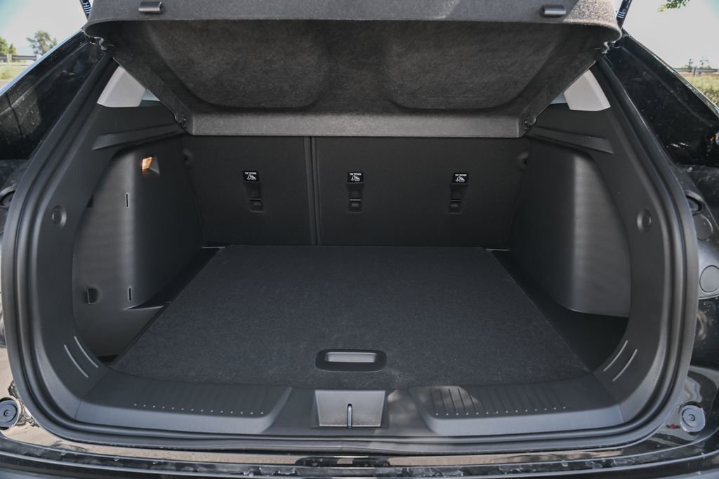 New 2026 Chevrolet Trax LT w/ Sunroof Package FWD image 33