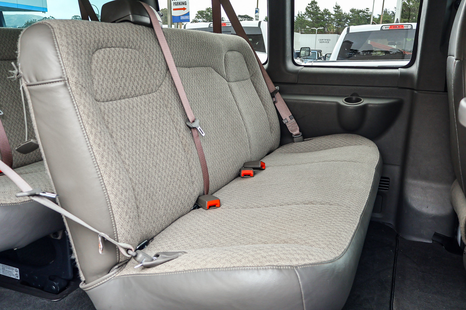 Used 2025 GMC Savana 3500 LT w/ LT Preferred Equipment Group RWD image 13