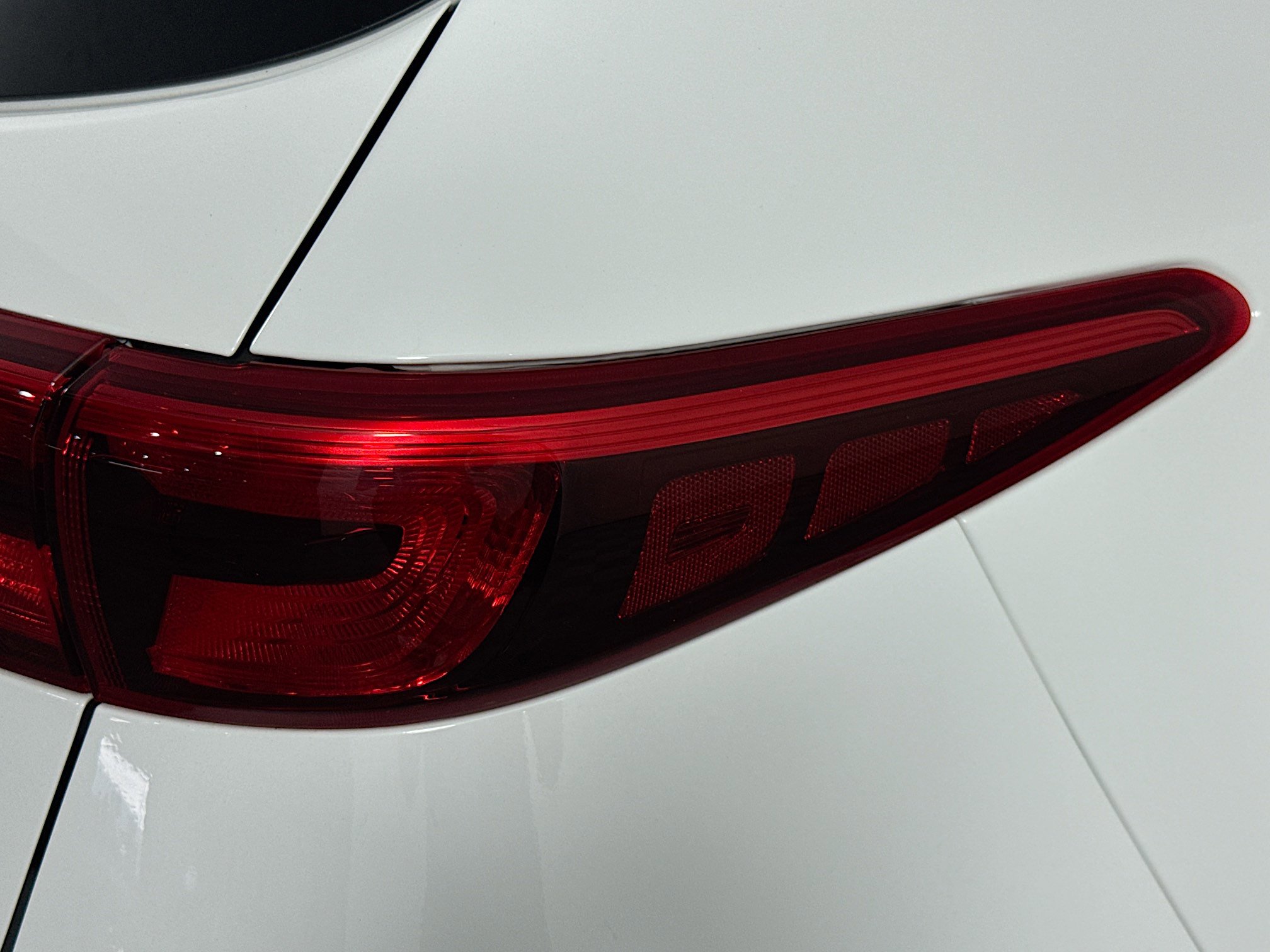 Used 2019 Kia Sportage LX image 32