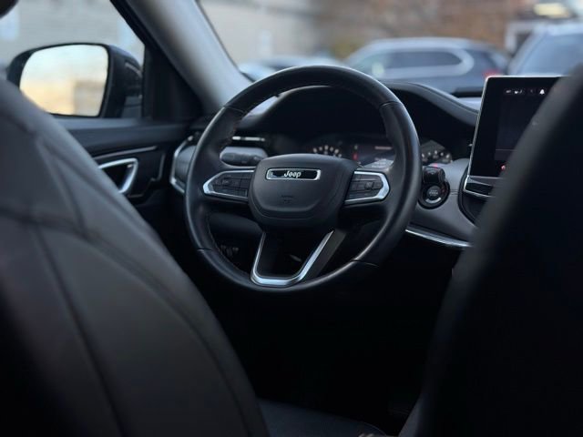 Certified 2022 Jeep Compass Limited image 25