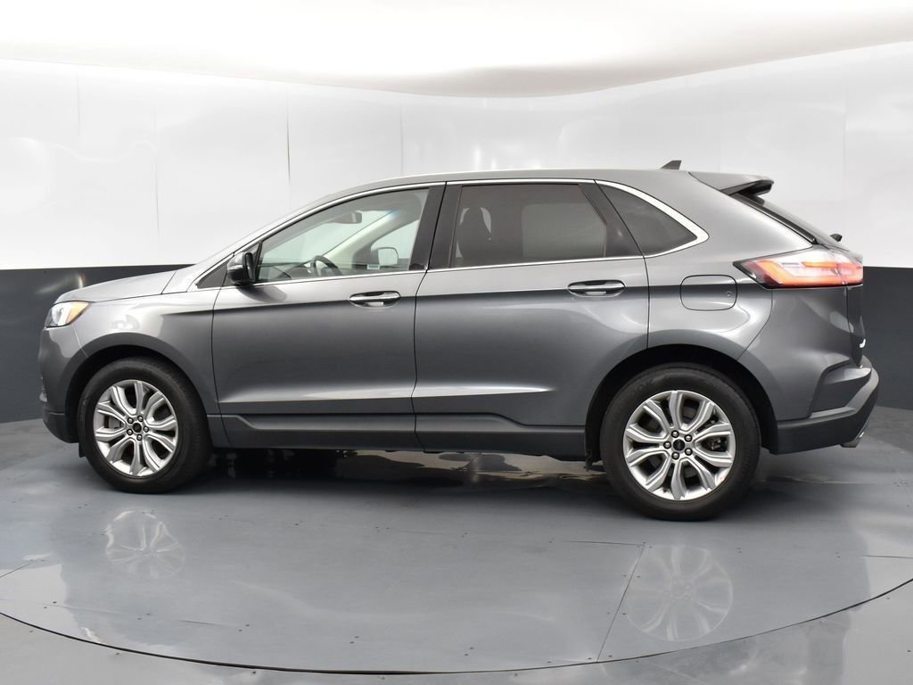 Used 2024 Ford Edge Titanium image 5