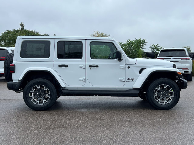 New 2027 Jeep Wrangler Unlimited Sahara AWD/4WD image 40