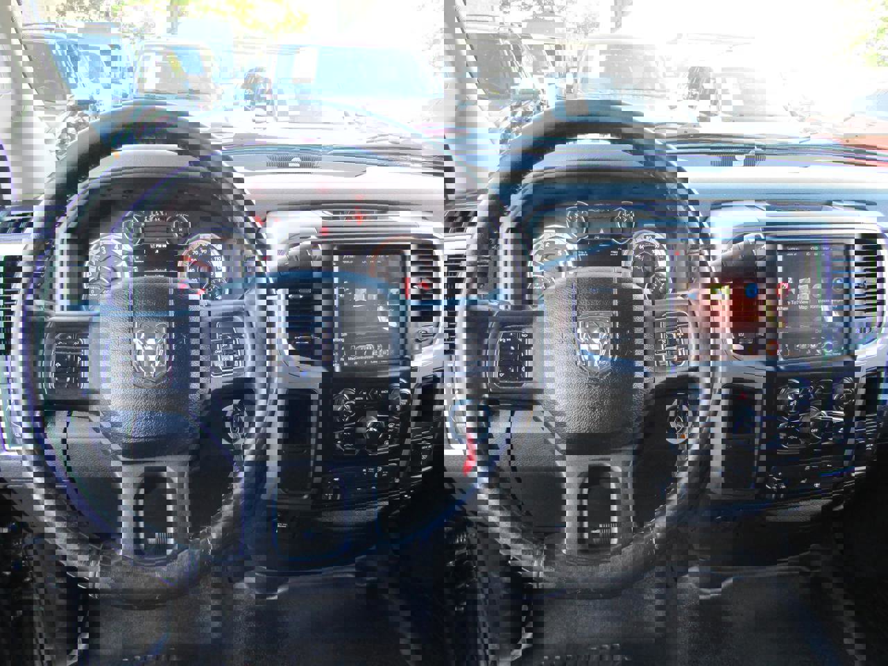 Used 2014 RAM 3500 Big Horn image 16