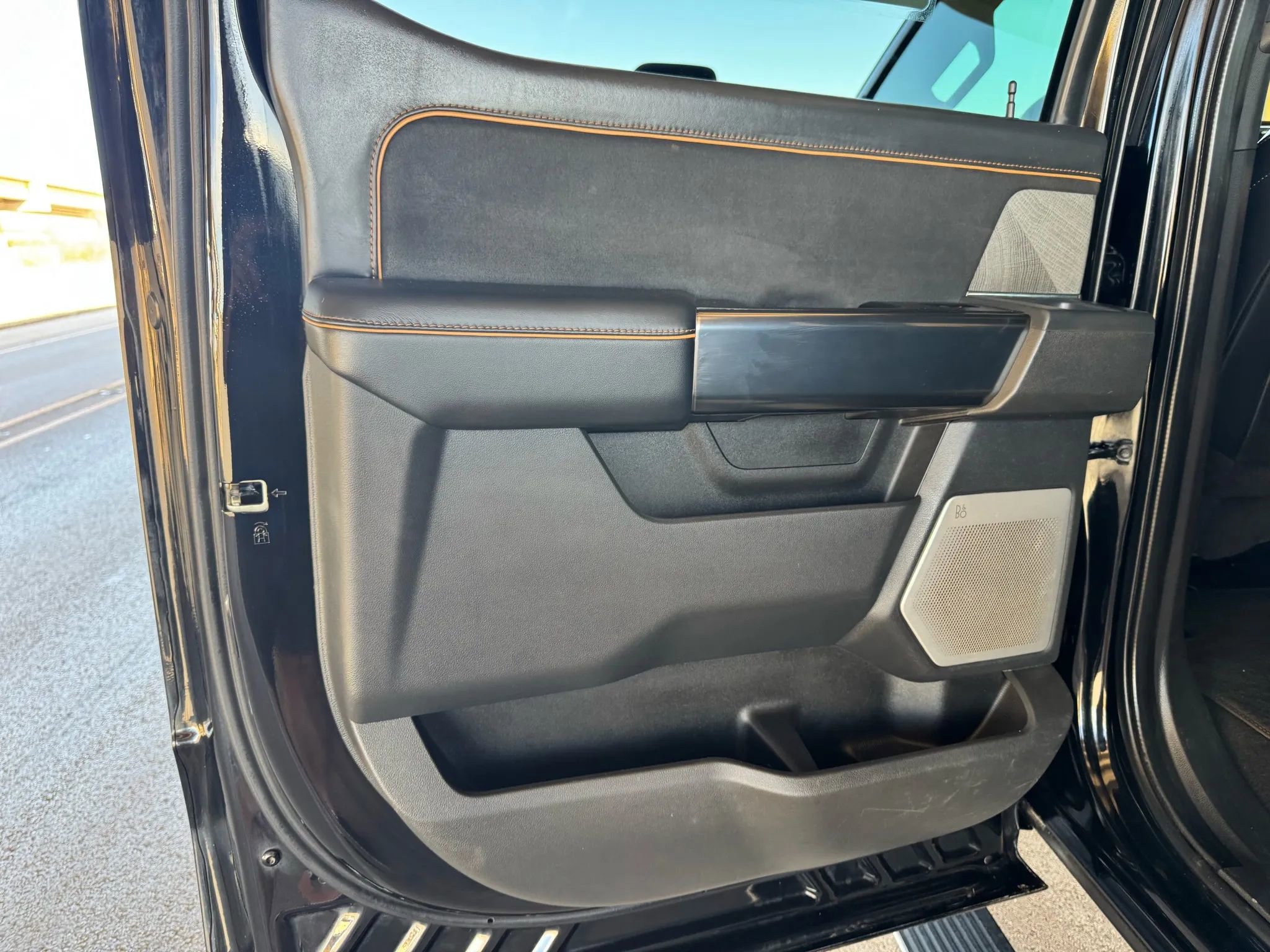 Used 2024 Ford F350 Platinum image 18