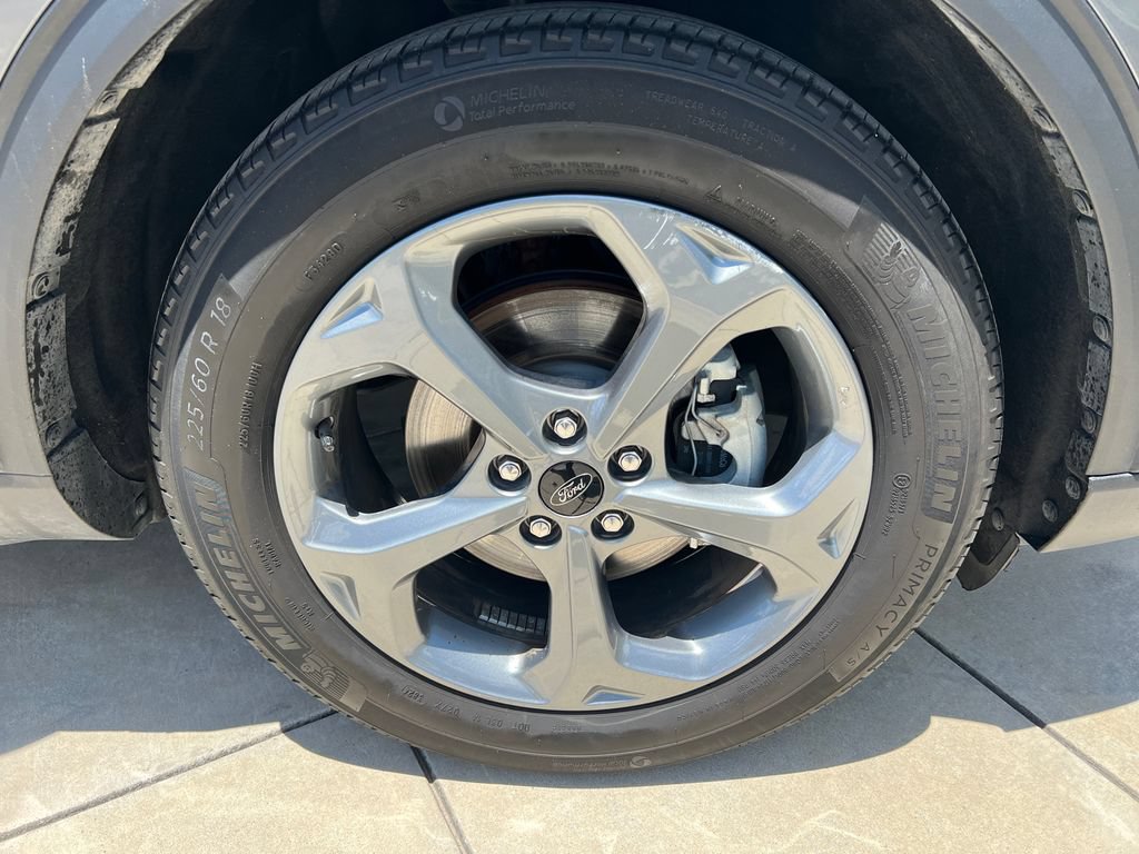Used 2025 Ford Escape ST-Line FWD image 5