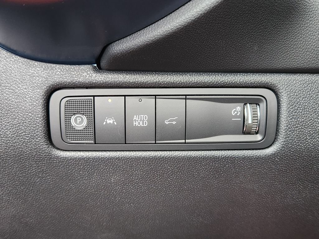 New 2026 Chevrolet Equinox EV LT w/ LPO, All-Weather Mat Package AWD/4WD image 17
