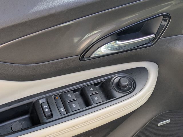Used 2018 Buick Encore Premium w/ Experience Buick Package image 10