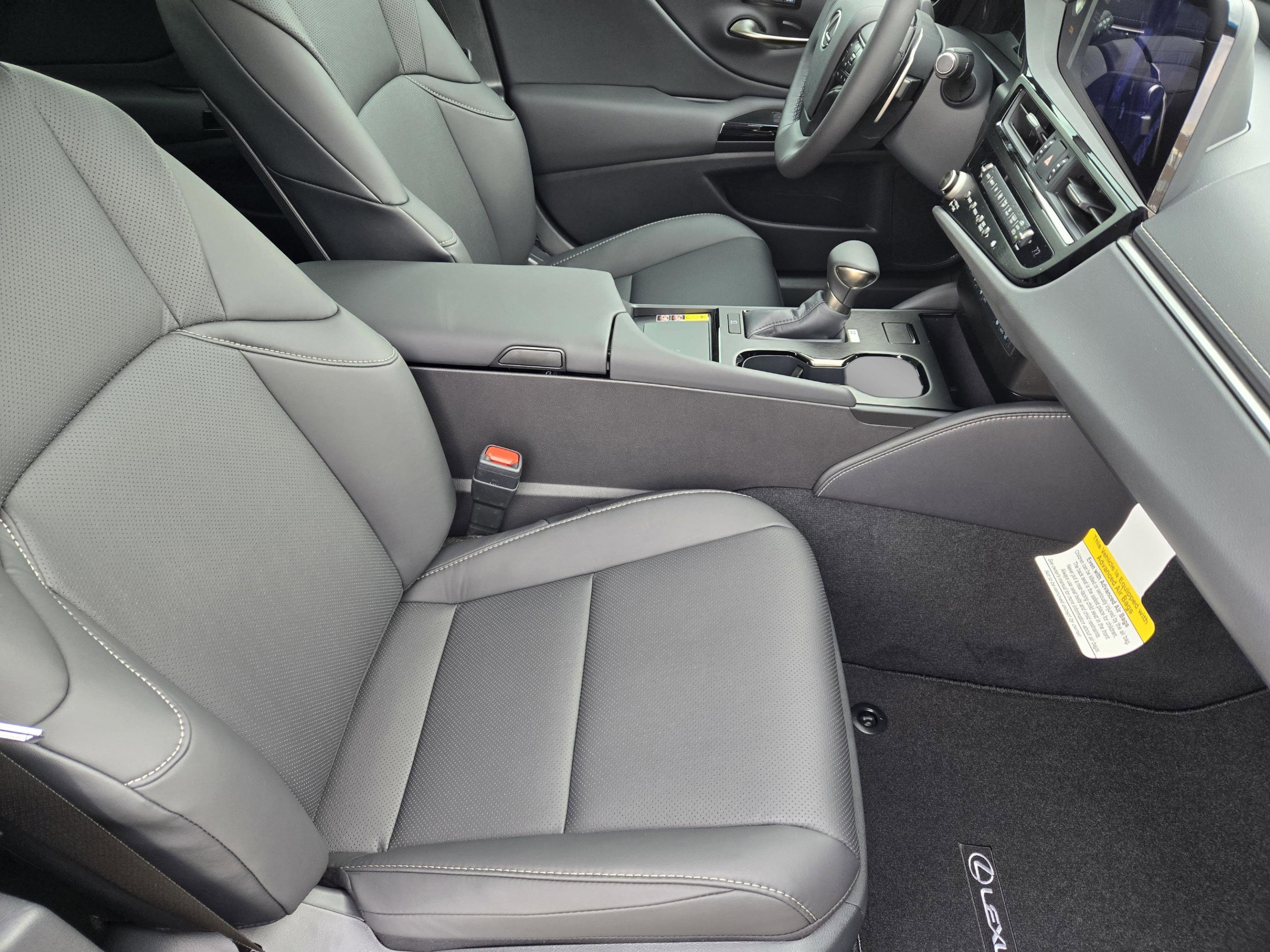 New 2025 Lexus ES 350 w/ Premium Package image 9