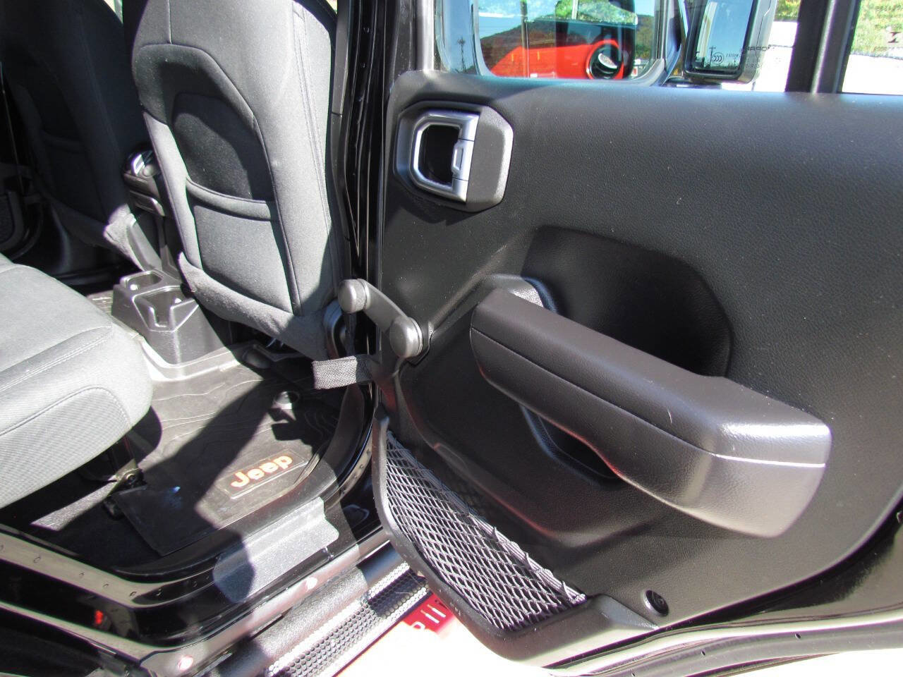 Used 2021 Jeep Wrangler Unlimited Sport image 15