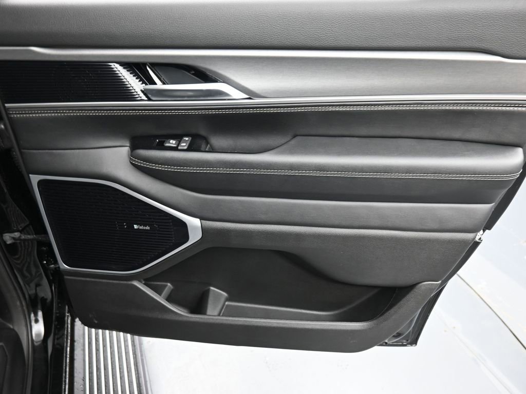 New 2026 Jeep Grand Wagoneer L Limited image 16