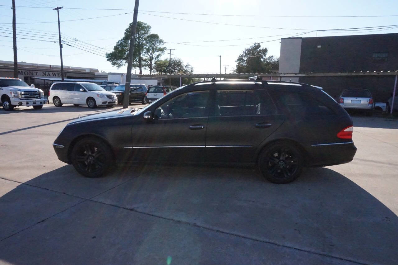 Used 2004 Mercedes-Benz E 500 4MATIC Wagon image 8