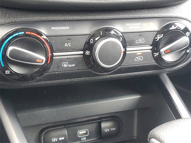 Certified 2021 Kia Soul S image 24