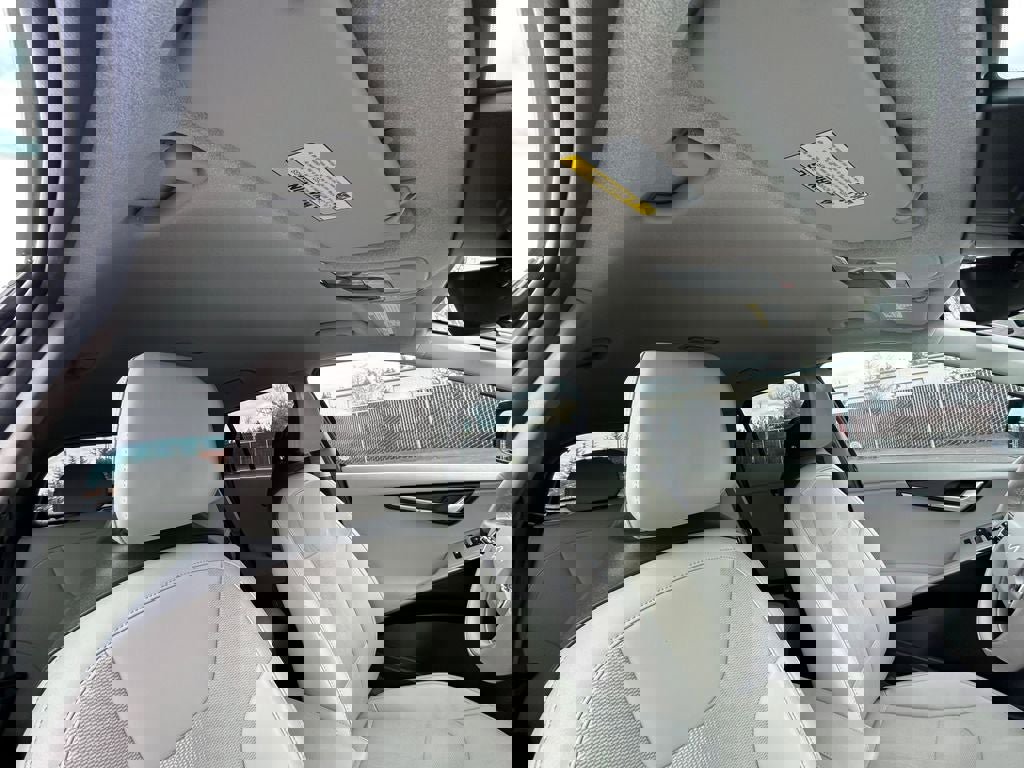 Used 2023 Kia Niro Wind w/ Wind Preserve Package FWD image 27