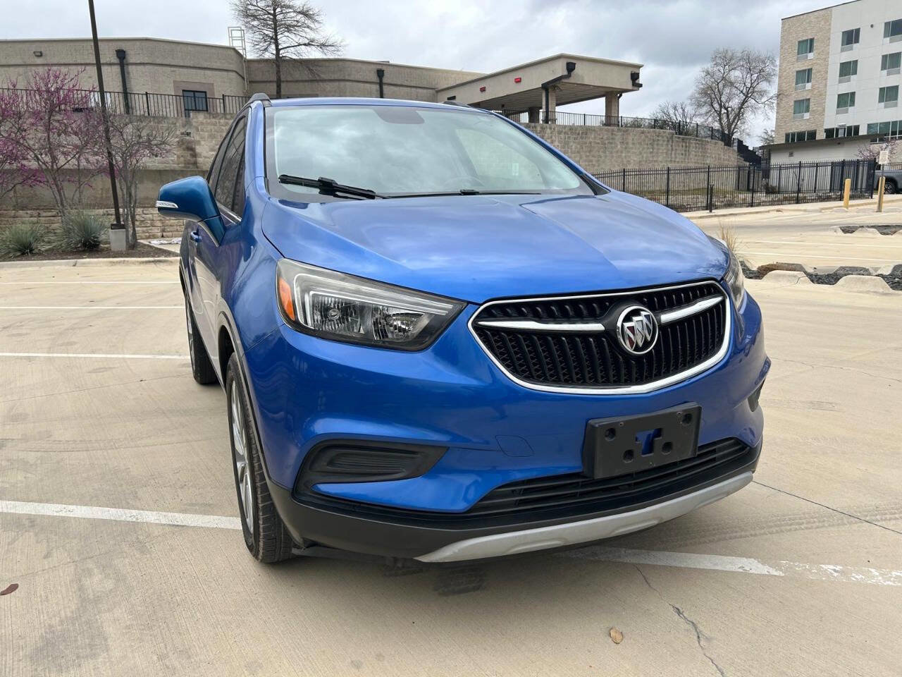 Used 2017 Buick Encore Preferred image 4