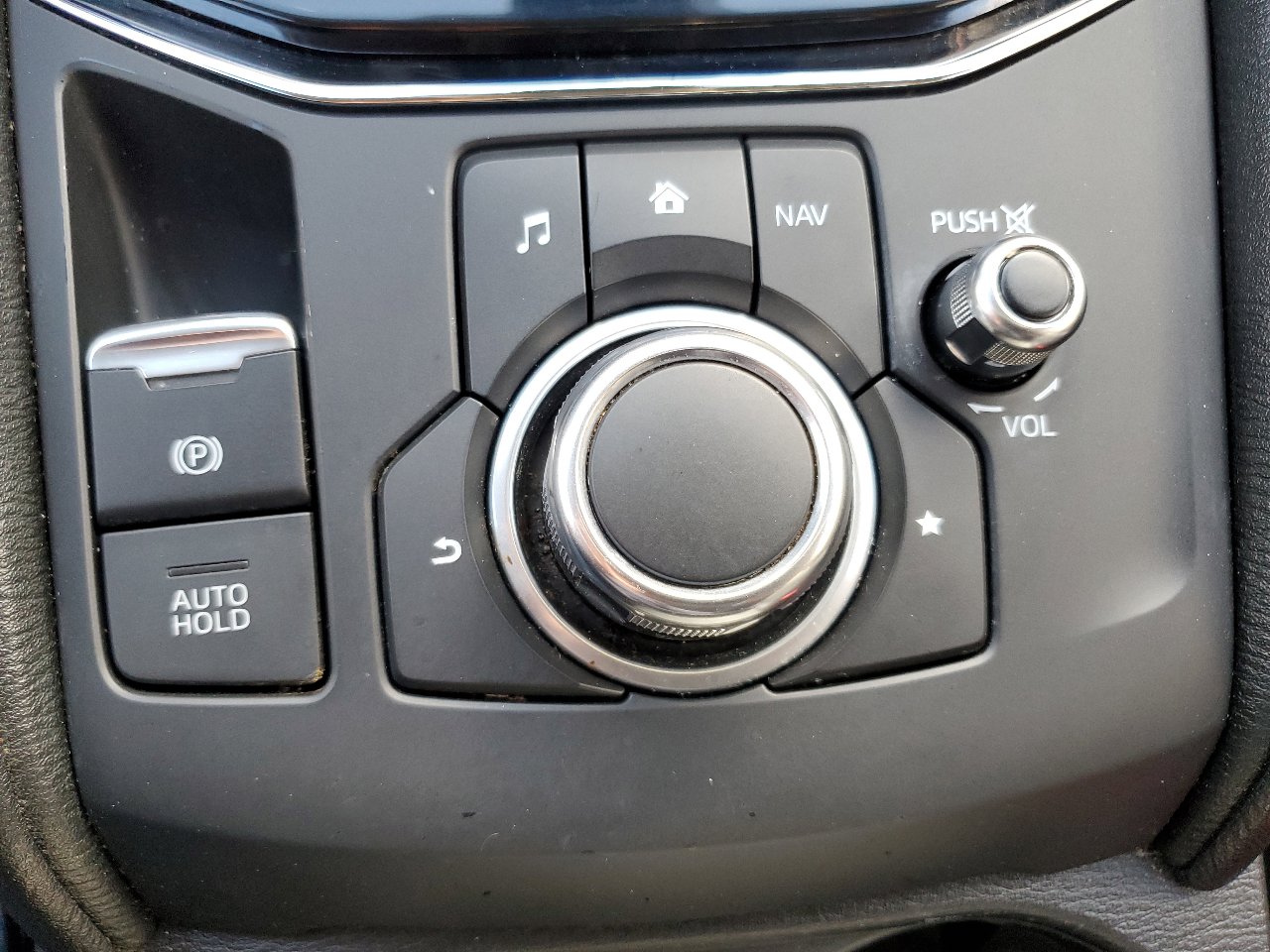 Used 2018 MAZDA CX-5 Touring w/ Preferred Equipment Package image 34