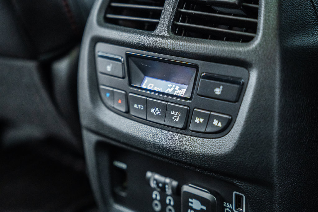 Used 2022 Honda Pilot Black Edition image 38