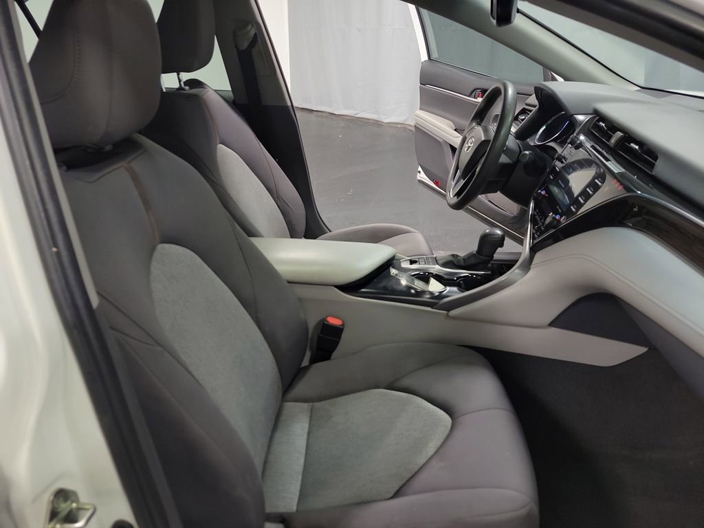 Used 2020 Toyota Camry LE w/ Sunroof Package image 22