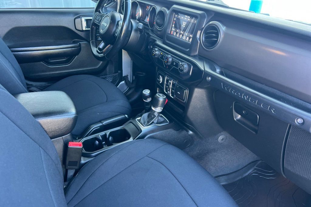 Used 2020 Jeep Wrangler Unlimited Sport S AWD/4WD image 13