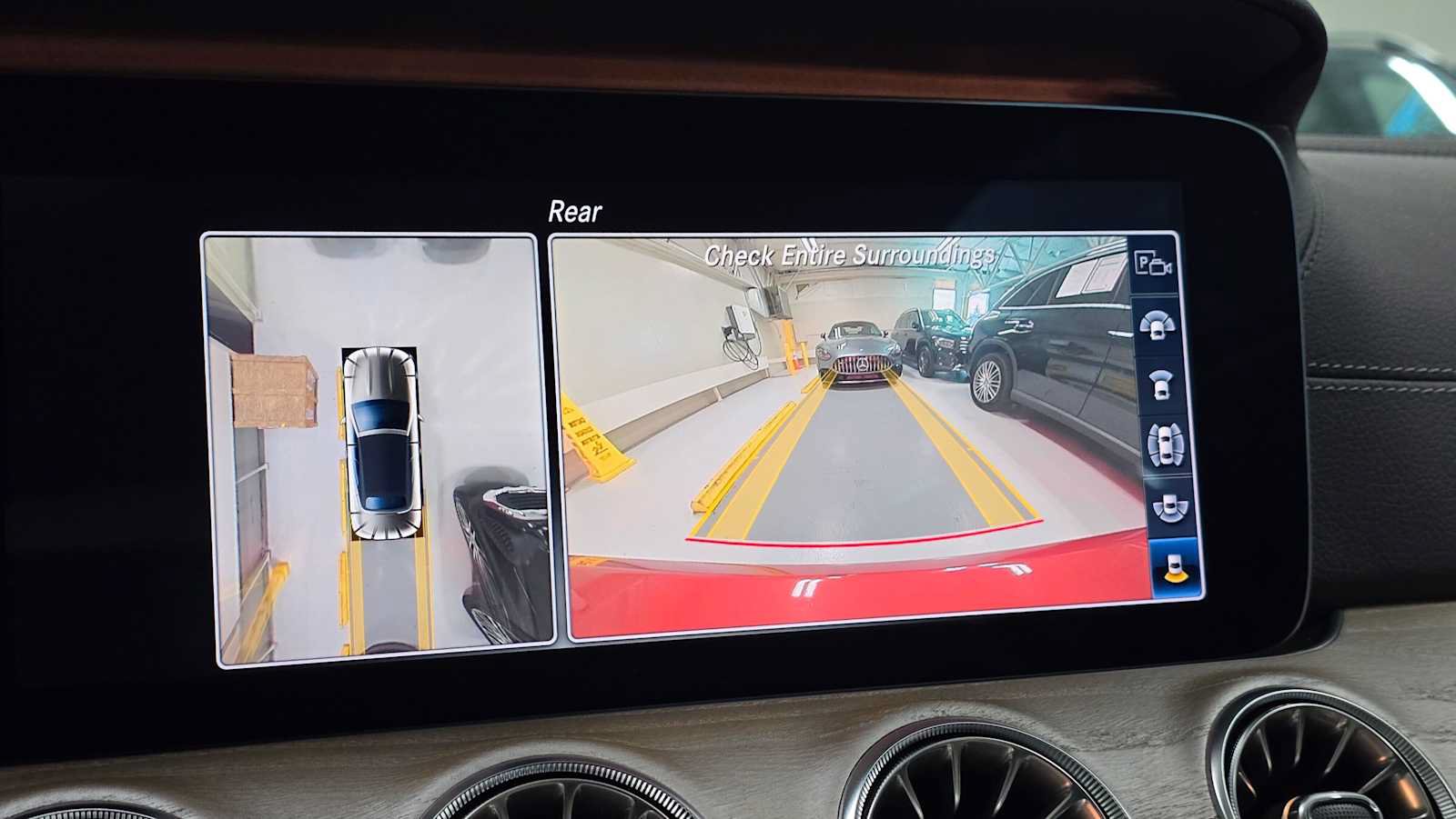 Used 2020 Mercedes-Benz E 450 4MATIC Cabriolet image 28