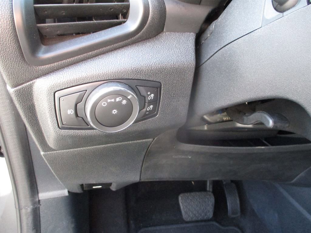 Used 2021 Ford EcoSport SE FWD image 16