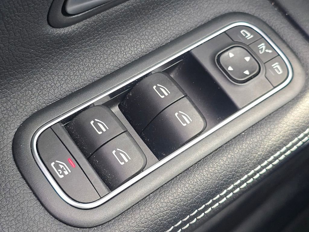 Used 2021 Mercedes-Benz CLA 250 4MATIC image 26