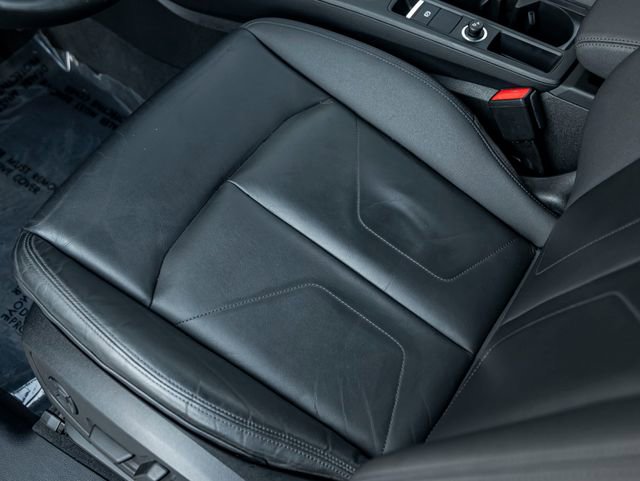 Used 2020 Audi Q3 2.0T Premium w/ Convenience Package image 16