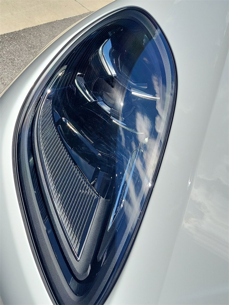 New 2026 Porsche Macan image 15