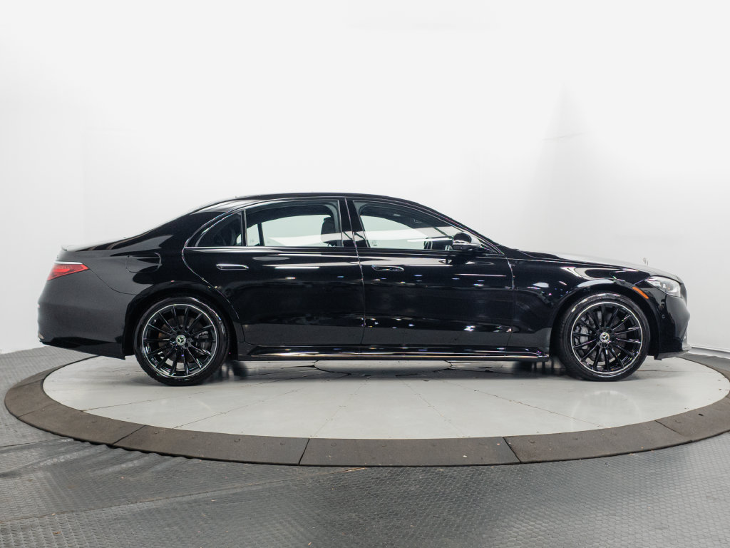 Used 2025 Mercedes-Benz S 580 4MATIC Sedan image 35