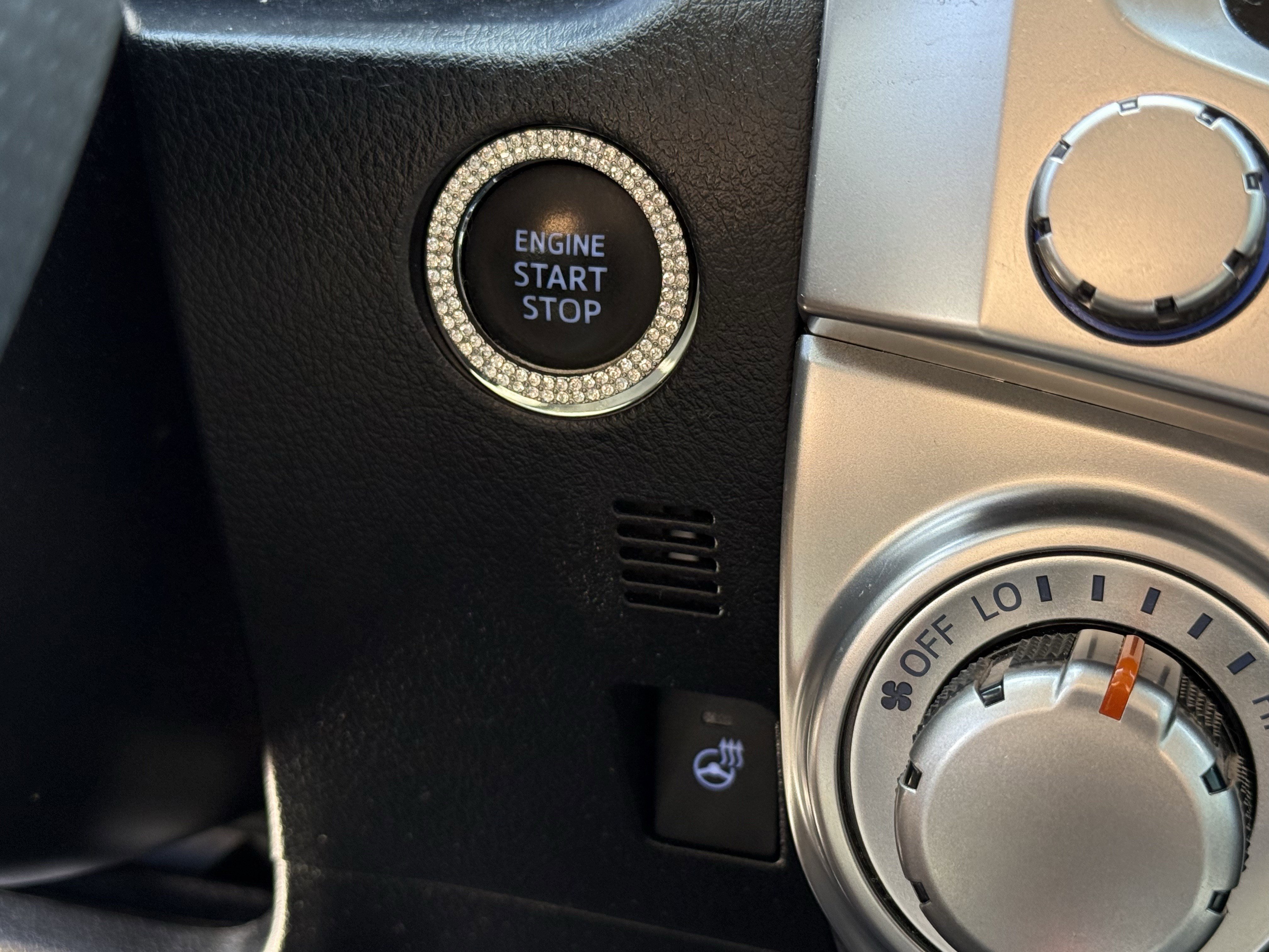 Used 2023 Toyota 4Runner SR5 Premium w/ Moonroof Package AWD/4WD image 26