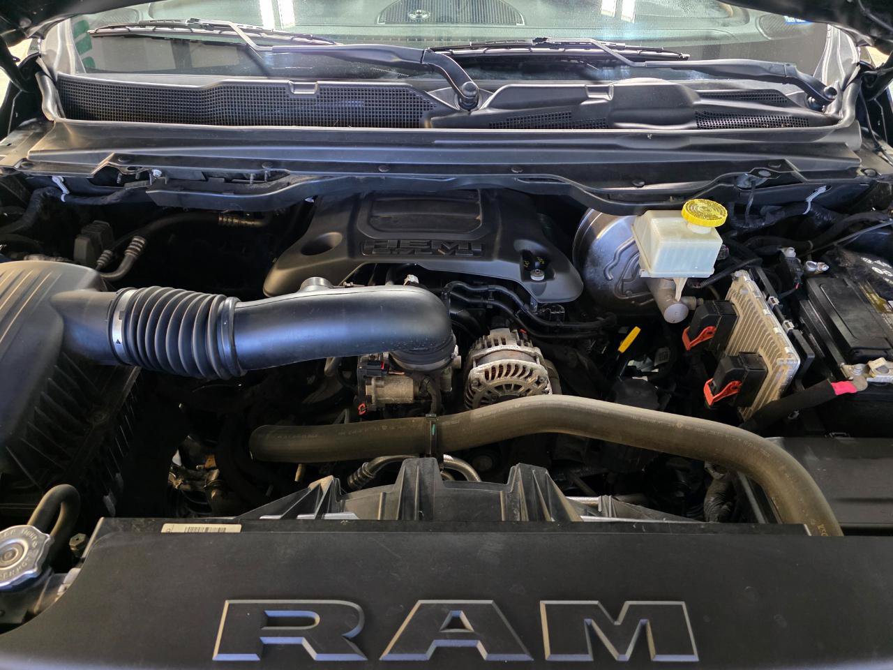 Used 2021 RAM 1500 Big Horn AWD/4WD image 40