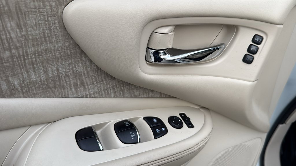 Used 2019 Nissan Murano SL w/ Cargo Package image 12