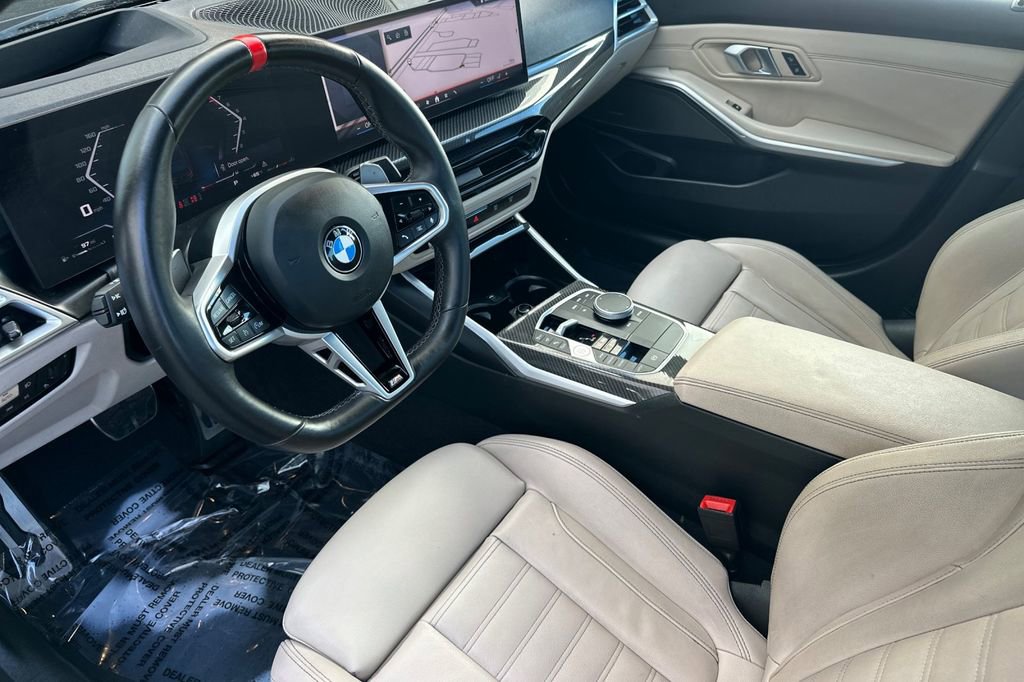 Used 2025 BMW M340i xDrive w/ Premium Package image 9