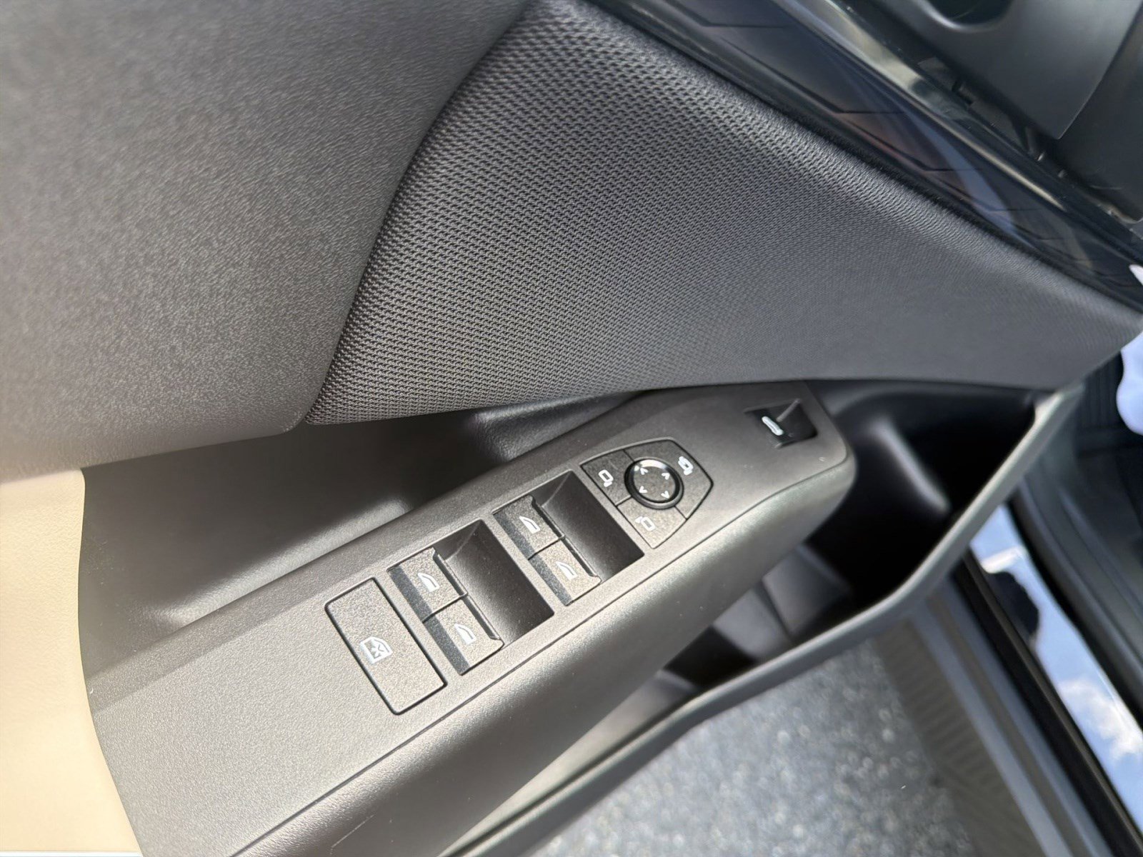 Used 2025 BMW X3 xDrive30i w/ Convenience Package AWD/4WD image 23