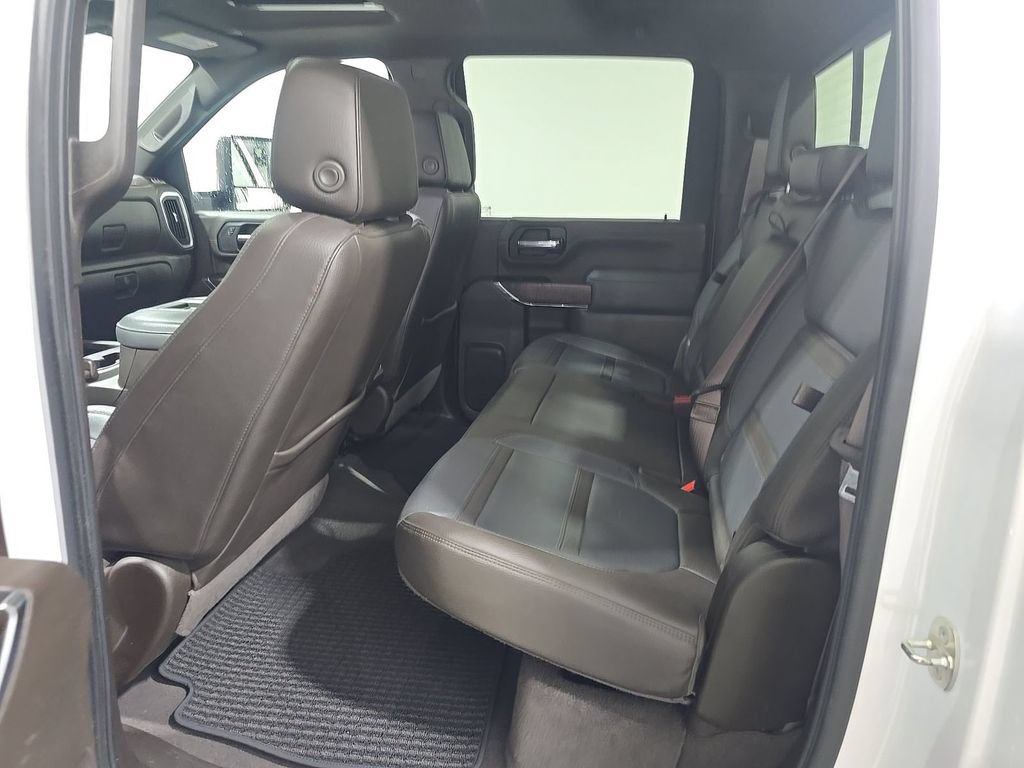 Used 2022 GMC Sierra 3500 Denali w/ Denali Ultimate Package AWD/4WD image 4