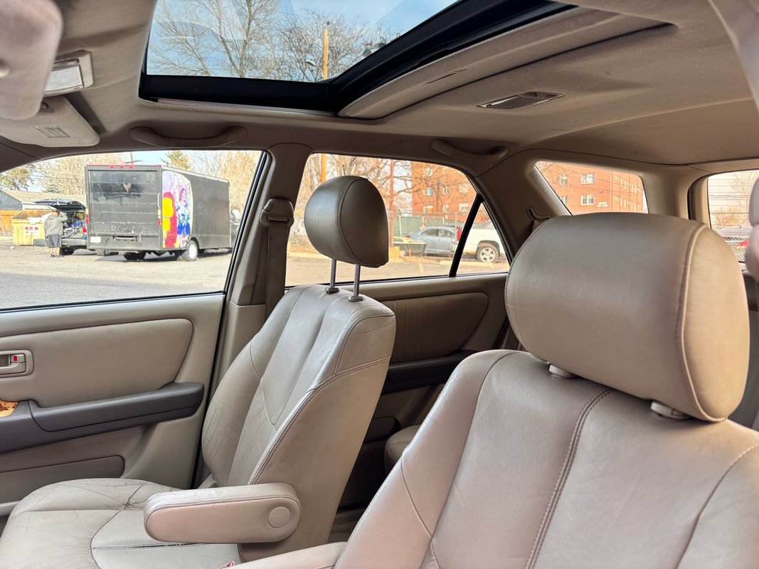 Used 2000 Lexus RX 300 FWD image 15