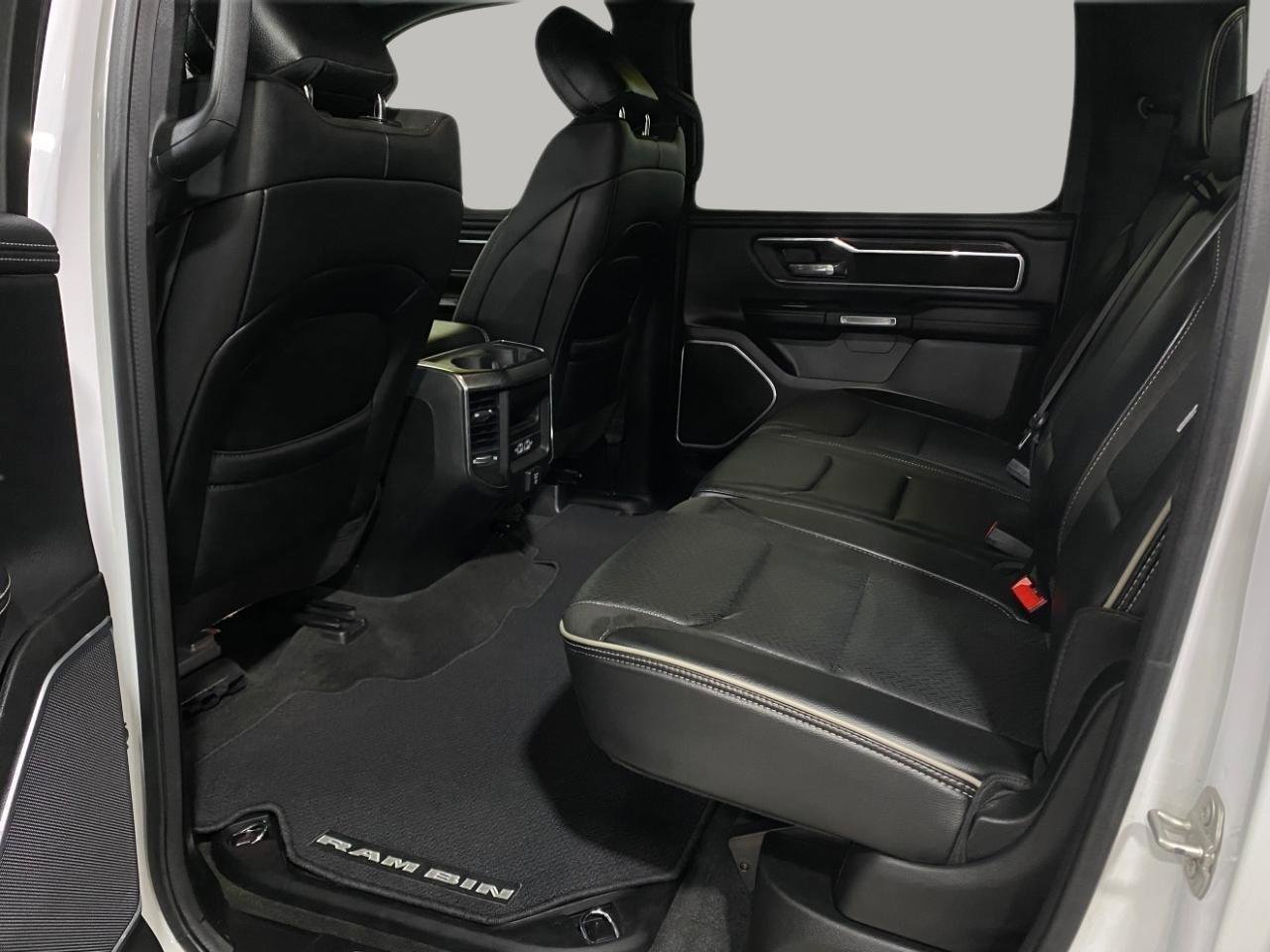 Used 2023 RAM 1500 Laramie AWD/4WD image 12