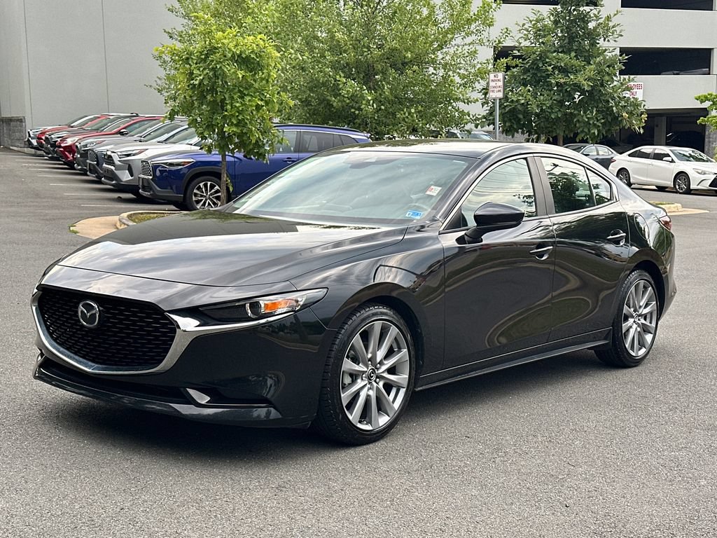 Used 2019 MAZDA MAZDA3 Sedan w/ Select Package FWD image 2
