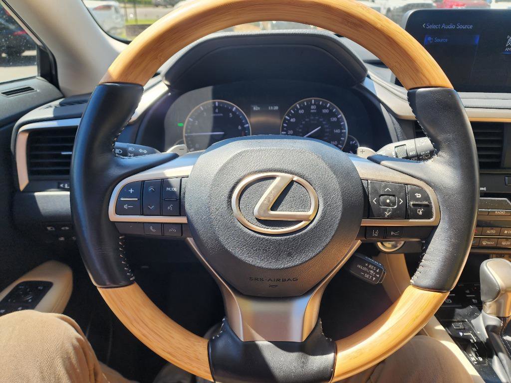 Used 2021 Lexus RX 350L Premium w/ Premium Package image 27