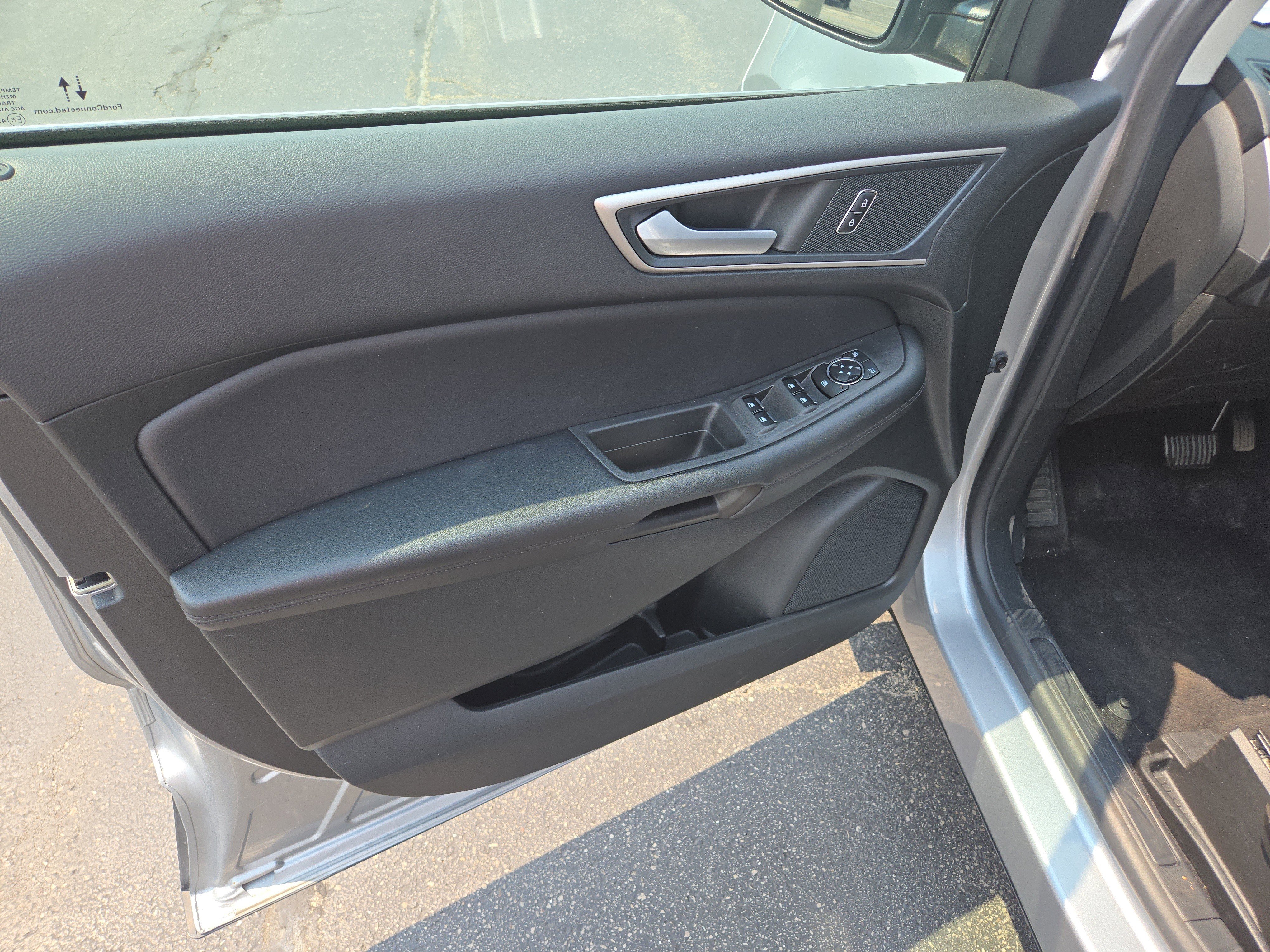 Certified 2023 Ford Edge SEL AWD/4WD image 17